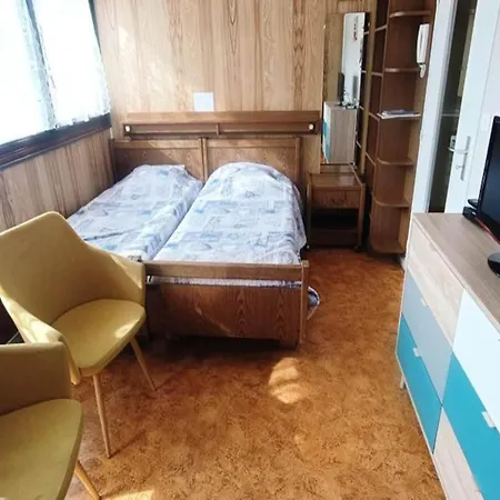For 2 People Lägenhet *